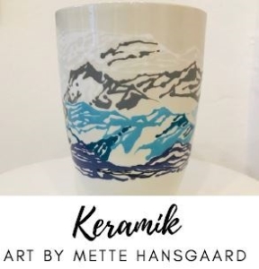 vaser i hvid keramik med mønster